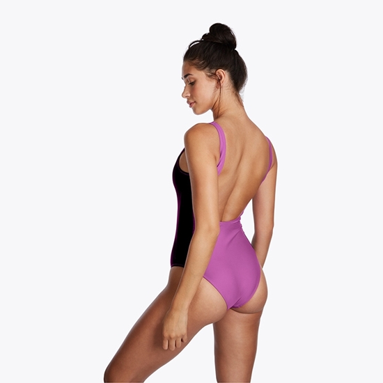 Εικόνα από The Wild Zipped Swimsuit Black/Pink